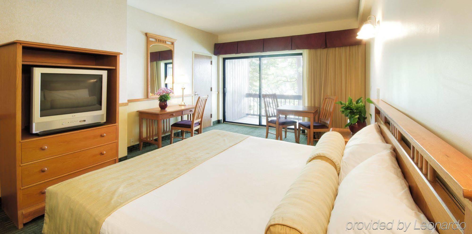Deer Creek State Park Lodge And Conference Center Crownover Mill Chambre photo